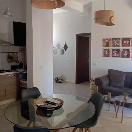 Civico 16A - Apartment - With Private Parking Куарту-Сант'Элена Экстерьер фото