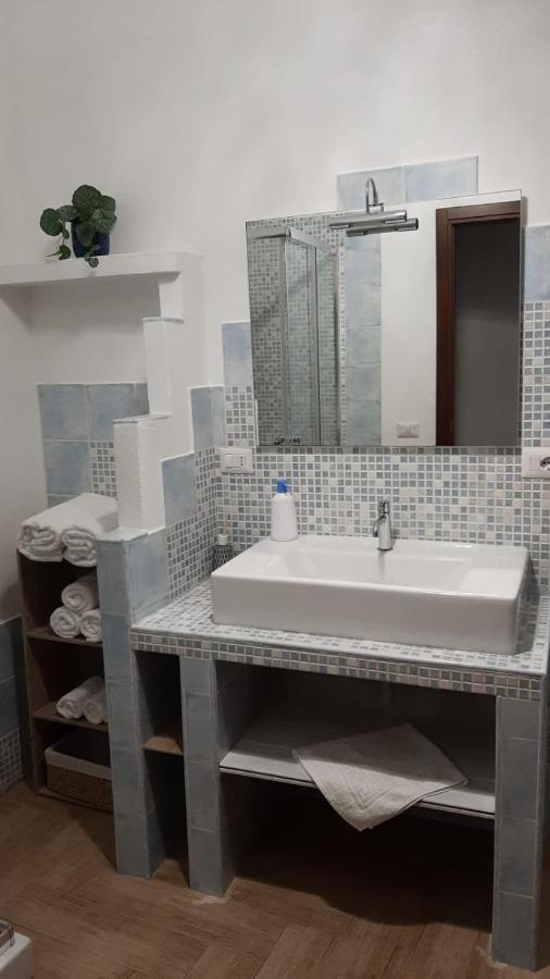 Civico 16A - Apartment - With Private Parking Куарту-Сант'Элена Экстерьер фото
