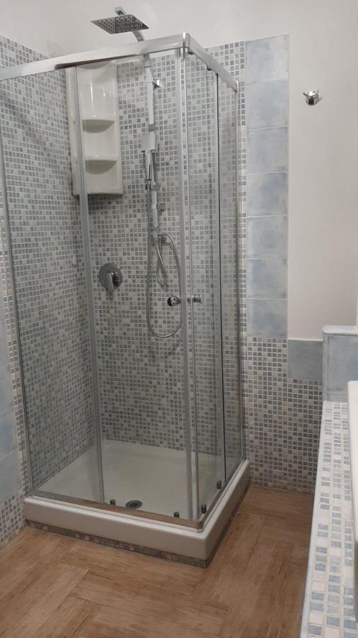 Civico 16A - Apartment - With Private Parking Куарту-Сант'Элена Экстерьер фото