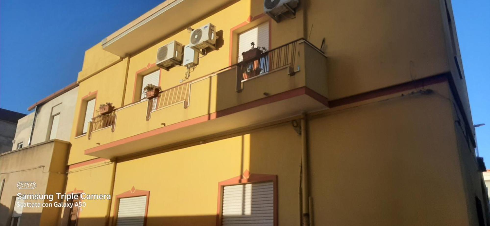 Civico 16A - Apartment - With Private Parking Куарту-Сант'Элена Экстерьер фото